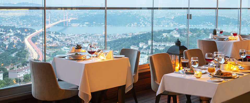 Mercure Istanbul The Plaza Bosphorus ★★★★★ - Le city break stambouliote par excellence. - Istanbul, Turquie