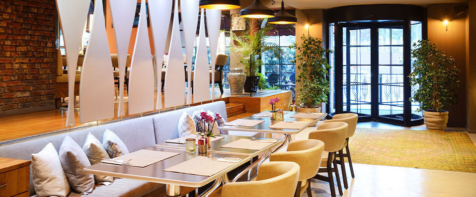 Mercure Istanbul The Plaza Bosphorus ★★★★★ - Le city break stambouliote par excellence. - Istanbul, Turquie