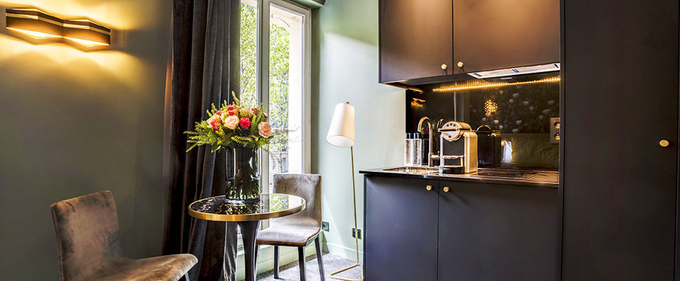 Rayz Eiffel - Your Parisian home, steps away from the Eiffel Tower. - Paris, France