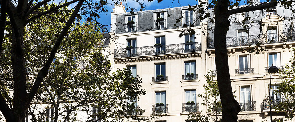 Rayz Eiffel - Your Parisian home, steps away from the Eiffel Tower. - Paris, France