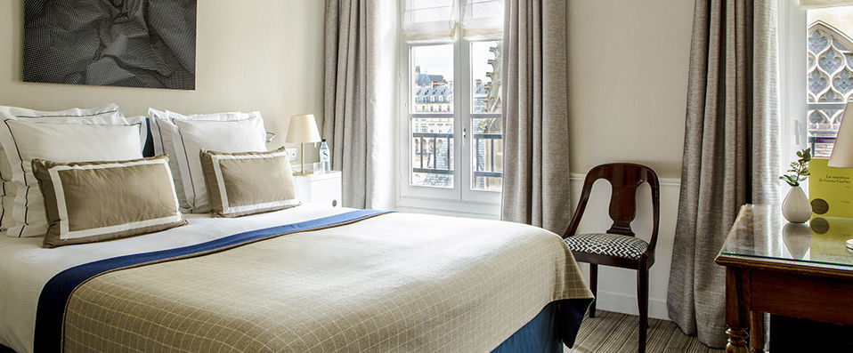 Hôtel de la Place du Louvre ★★★ - Last Minute - A tastefully renovated 17th century building in Paris’ historic 1st arrondissement. - Paris, France