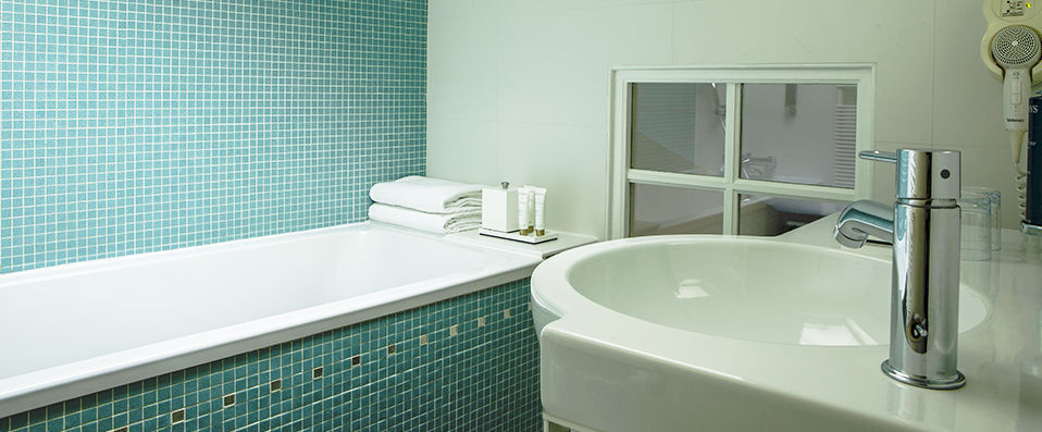 Hôtel de la Place du Louvre ★★★ - Dernière minute - En toute intimité dans le 1er arrondissement de Paris. - Paris, France