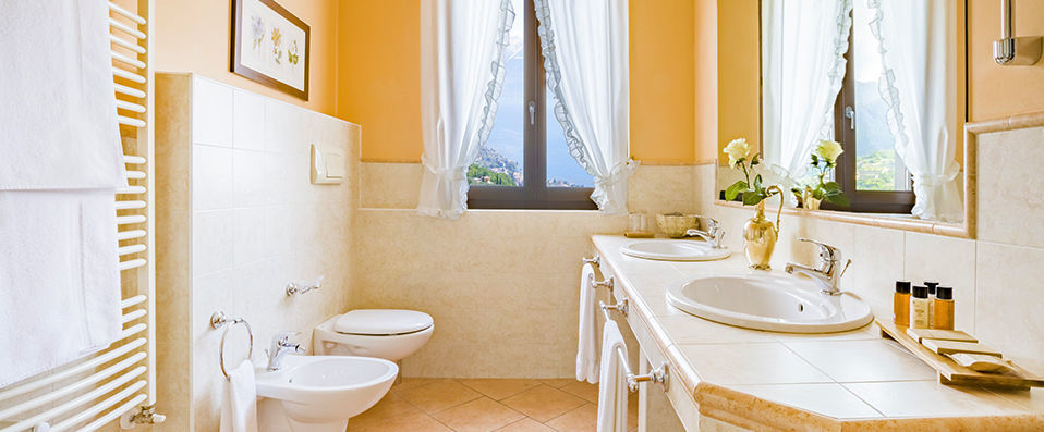 Boutique Hotel Villa Sostaga ★★★★ - The warmth of a family residence combined with elegance and history. - Lake Garda, Italy