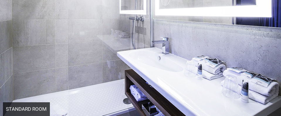 Mercure Rennes Place de Bretagne ★★★★ - Contemporary comfort and design in a beautiful listed building. - Rennes, France