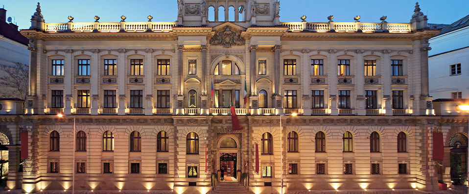 Hotel Carlo IV, The Dedica Anthology, Autograph Collection ★★★★★ - À la conquête des trésors de Prague dans un magnifique 5 étoiles. - Prague, République tchèque