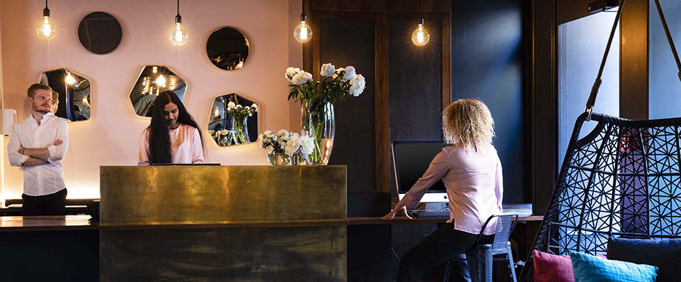 Maxim Folies ★★★ - Last Minute - Chic hotel ideally situated in Paris’ 9th Arrondissement. - Paris, France