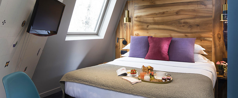 Maxim Folies ★★★ - Last Minute - Chic hotel ideally situated in Paris’ 9th Arrondissement. - Paris, France