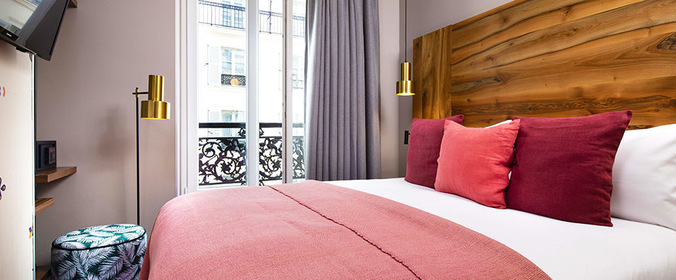 Maxim Folies ★★★ - Last Minute - Chic hotel ideally situated in Paris’ 9th Arrondissement. - Paris, France