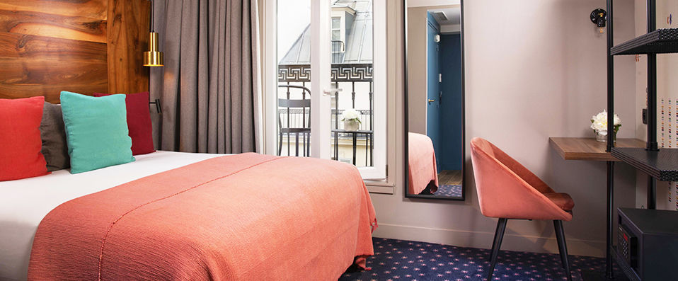 Maxim Folies ★★★ - Last Minute - Chic hotel ideally situated in Paris’ 9th Arrondissement. - Paris, France