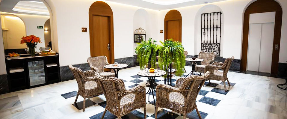 Plazuela del Carbón Suites - Convenience and stylish luxury in an ideal location in the centre. - Cadiz, Spain