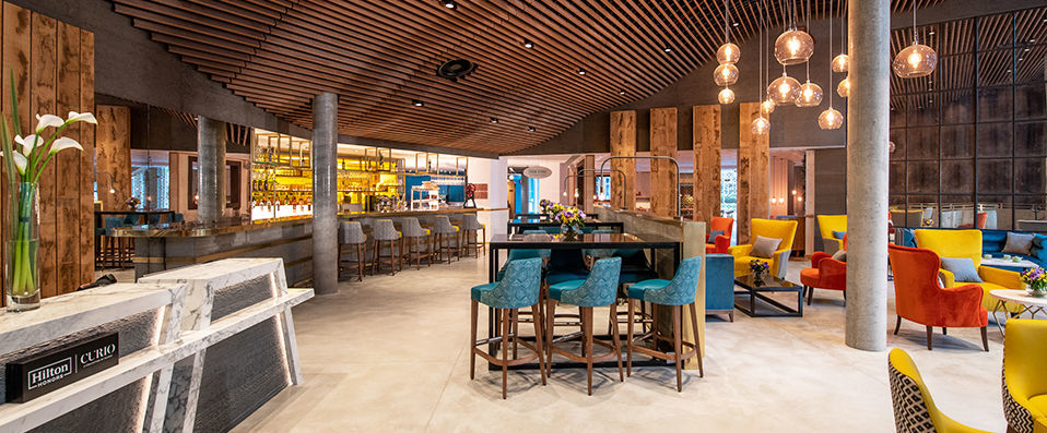 Lincoln Plaza London, Curio Collection by Hilton ★★★★★ & Thames river cruise - A 5-star boutique luxury hotel away from the London crowds. - London, United Kingdom