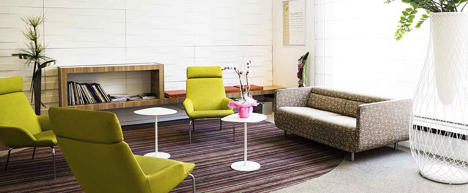 Novotel Toulouse Purpan Aéroport ★★★★ - Last Minute - Live la vie en rose in 'La Ville Rose' on a last-minute to the South of France. - Toulouse, France