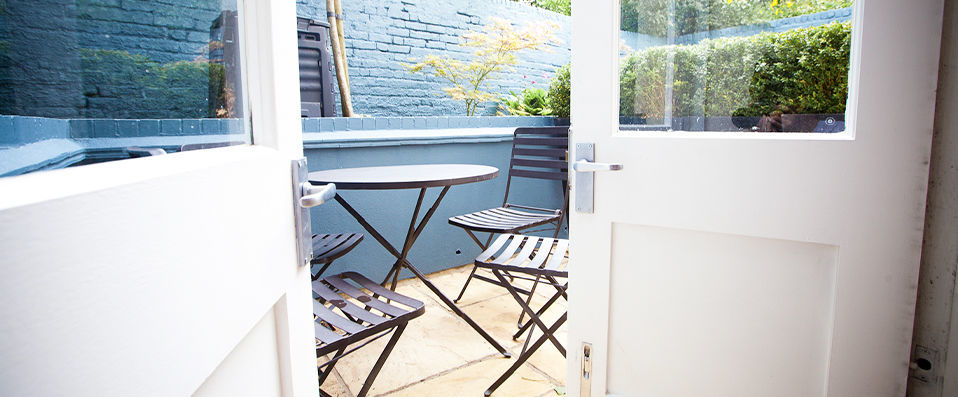 The Nadler Kensington Hotel ★★★★ - Explore Edwardian mansions and delectable cafes in glamorous Kensington. - London, United Kingdom