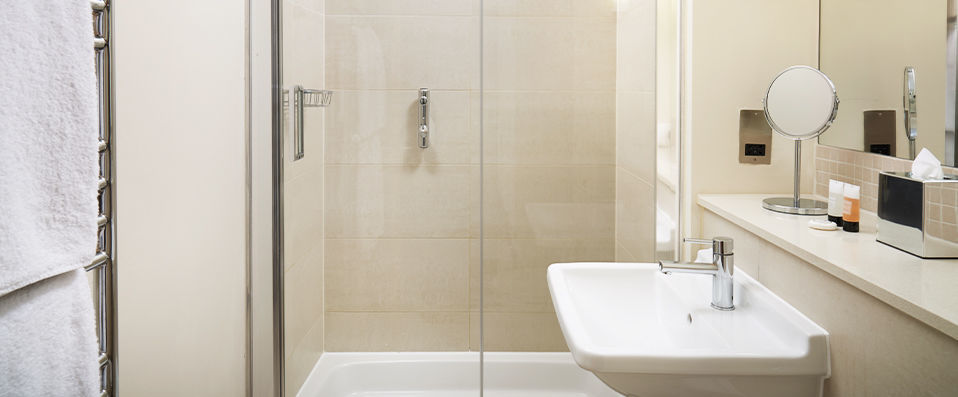 The Nadler Kensington Hotel ★★★★ - Explore Edwardian mansions and delectable cafes in glamorous Kensington. - London, United Kingdom