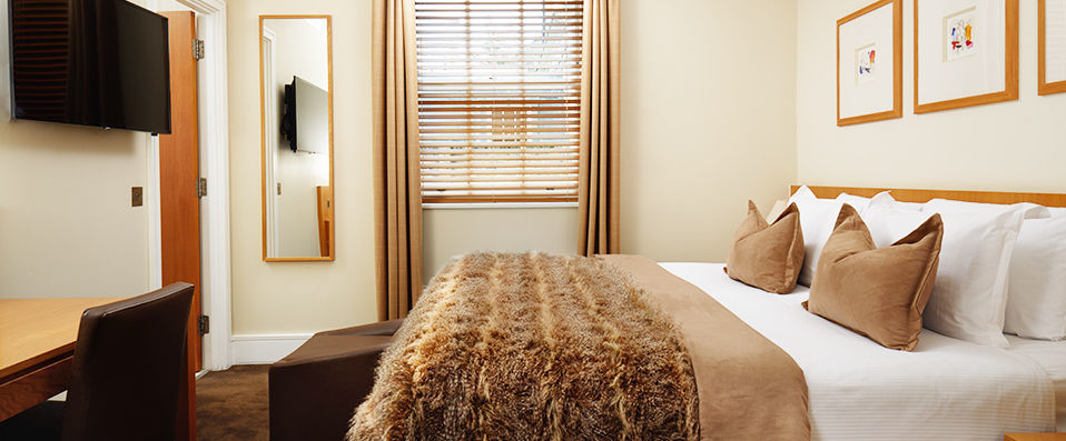 The Nadler Kensington Hotel ★★★★ - Explore Edwardian mansions and delectable cafes in glamorous Kensington. - London, United Kingdom