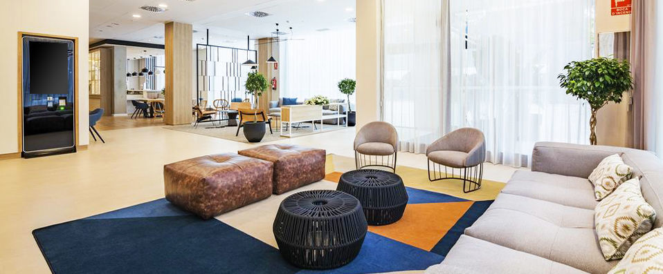 Golden Tulip Barcelona ★★★★ - À la découverte de Barcelone, depuis un lieu moderne & confortable. - Barcelone, Espagne