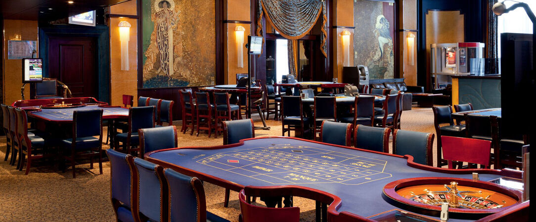 Hôtel Barrière Le Grand Hôtel ★★★★ - Spa, casino, luxe, relaxation : découvrez Enghien-les-Bains en classe VeryChic. - Enghien-les-Bains, France