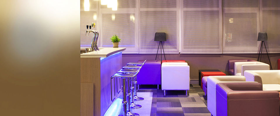 Novotel Nantes Centre Bord de Loire ★★★★ - Last Minute - Sleek style and a delicious restaurant conveniently close to Nantes and its attractions. - Nantes, France