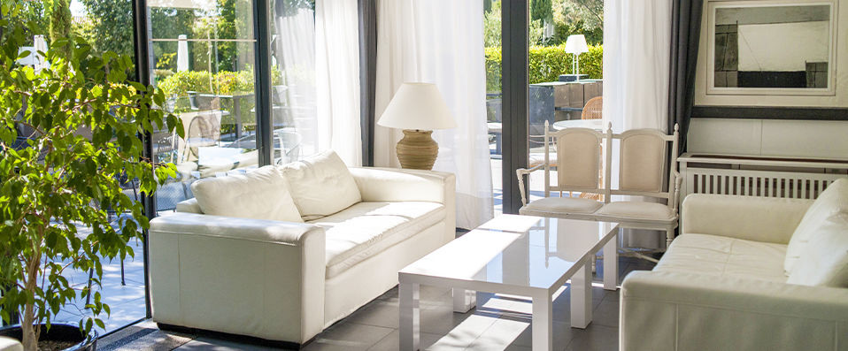 Du Côté des Olivades ★★★★ - A luxury boutique hotel in the heart of Provence. - Paradou, France