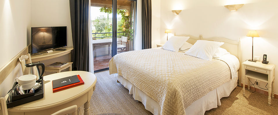 Du Côté des Olivades ★★★★ - A luxury boutique hotel in the heart of Provence. - Paradou, France