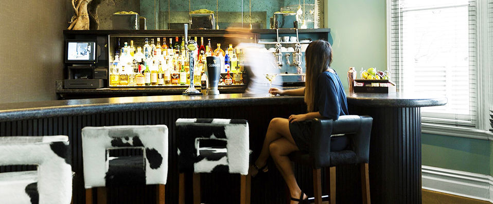 The Lodge Hotel Putney ★★★★ - Comfort and style in beautiful, leafy Putney. - London, United Kingdom