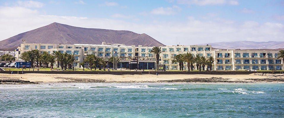 Hotel HD Beach Resort & Spa ★★★★ - Your holiday home on the prestigious Costa Teguise. - Lanzarote, Spain