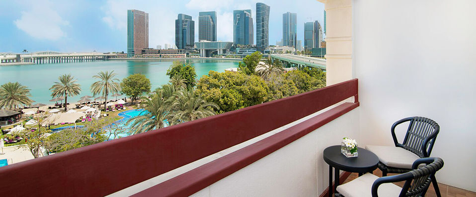 Le Meridien Abu Dhabi ★★★★★ - Quintessential Abu Dhabi luxury in an iconic setting. - Abu Dhabi, United Arab Emirates