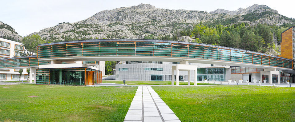 Panticosa Resort & Spa ★★★★ - Skiing and thermal spas meet in a luxury hotel with centuries of history behind it. - Panticosa, Spain