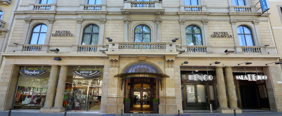 Hotel Granvia - Palais du XIXe à 50 mètres des Champs Elysées de Barcelone. - Barcelone, Espagne