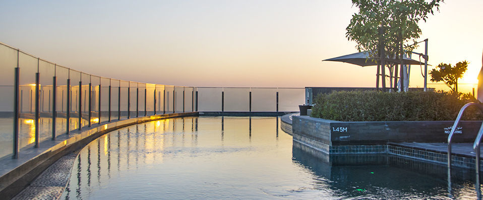 Andaz Capital Gate Abu Dhabi - a concept by Hyatt ★★★★★ - Luxe & modernité : une adresse design à Abou Dhabi. - Abou Dhabi, Émirats arabes unis