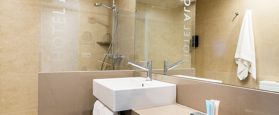 Hotel Alga ★★★★ - Seaside sanctuary minutes from one of Spain’s prettiest bays. - Costa Brava, Spain