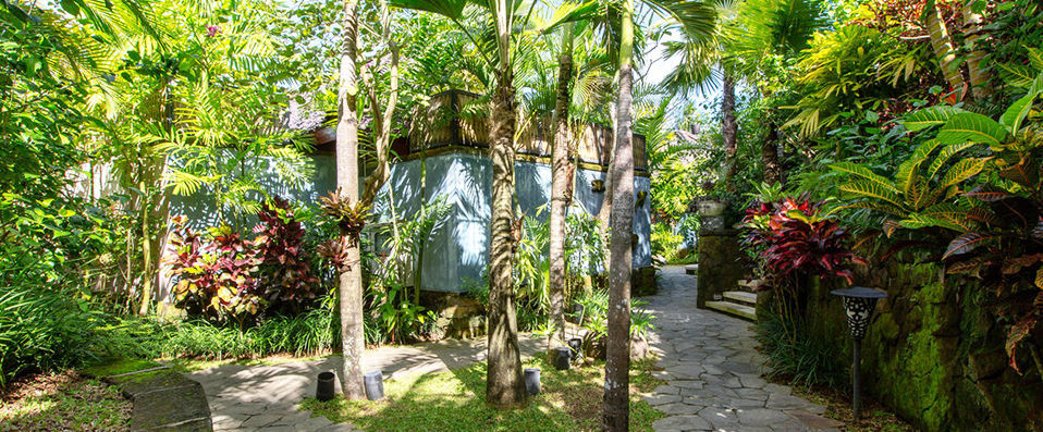 Dwaraka The Royal Villas ★★★★ - Discover Royal Balinese architecture nestled in rice fields in bustling Ubud. - Ubud, Indonesia