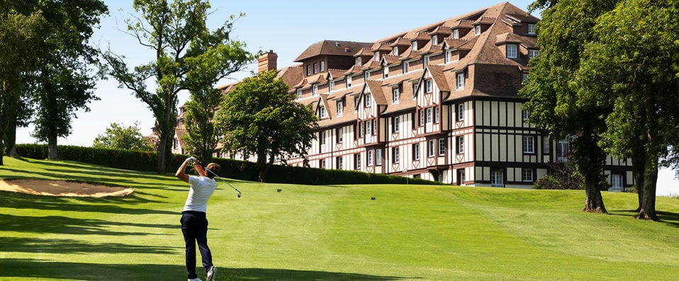 Hôtel Barrière L'Hôtel du Golf Deauville ★★★★ - Grand surroundings in a secluded spot overlooking Deauville. - Deauville, France