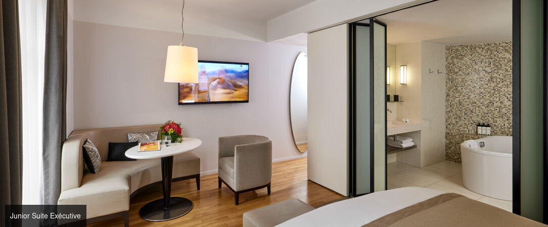 Sofitel Paris Arc de Triomphe ★★★★★ - Adresse élégante et bistronomique dans l’écrin prestigieux des Champs-Élysées. - Paris, France