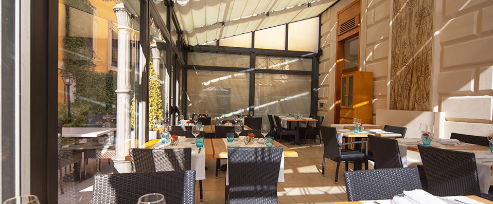 Luxe Rose Garden Hotel ★★★★ - Sophisticated design and spa located in a rose garden in Rome. - Rome, Italy