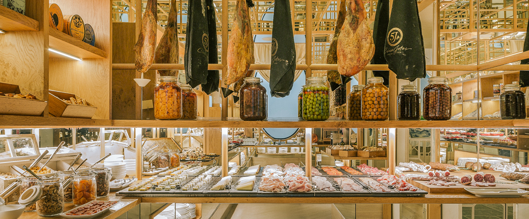Majestic Hotel & Spa Barcelona GL ★★★★★ - Luxurious and elegant hotel in the heart of the Capital of Catalonia. - Barcelona, Spain