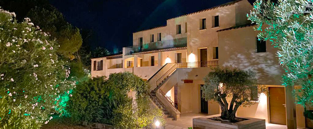 Hôtel Bartaccia ★★★★ - Contemporary chic set between sea and mountain. - Corsica, France