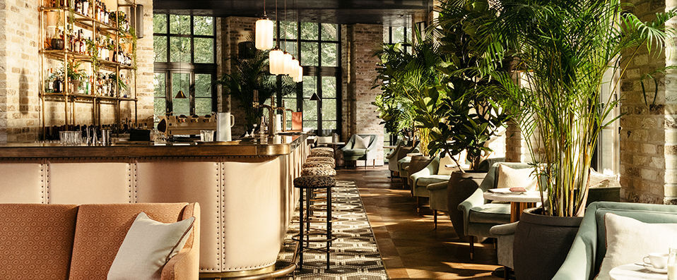 The Hoxton Southwark ★★★★ - An opulent five-star hotel near the capital’s main attractions. - London, United Kingdom