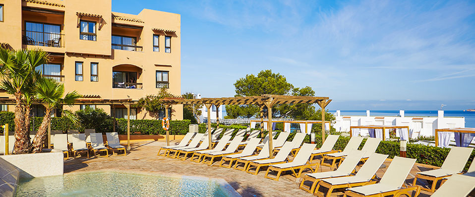 Insotel Club Tarida Playa - All Inclusive ★★★★ - Pluie de bonheur en All Inclusive sur une île espagnole. - Ibiza, Îles Baléares