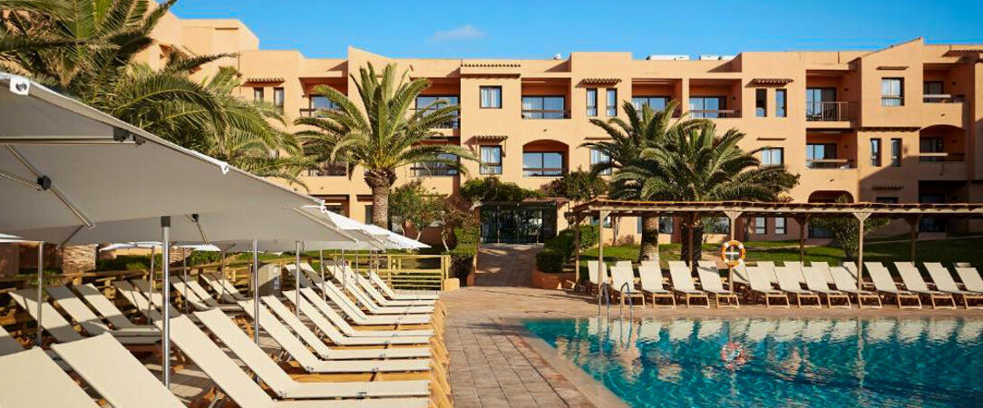 Insotel Club Tarida Playa ★★★★ - Écrin familial face à Cala Tarida, entre farniente & soleil. - Ibiza, Espagne