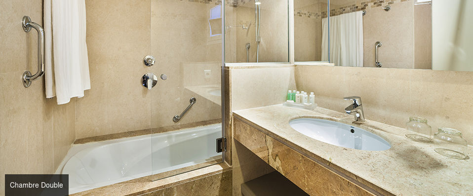 Insotel Tarida Beach Resort ★★★★★ - Une parenthèse cinq étoiles en bord de mer, à Ibiza, en formule All Inclusive. - Ibiza, Espagne