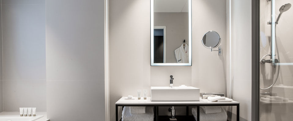 Hôtel Louvre Lens ★★★★ - Dernière minute - A city break in the old mining city of Lens. - Lens, France