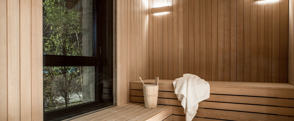 Hôtel Louvre Lens ★★★★ - Dernière minute - Escapade étoilée au cœur du bassin minier de Lens. - Lens, France