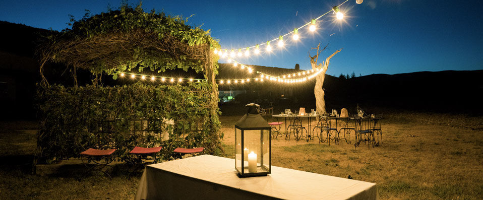 La Bastide des Bourguets - Wonderfully tranquil stay surrounded by lavender fields and mountains. - Provence, France
