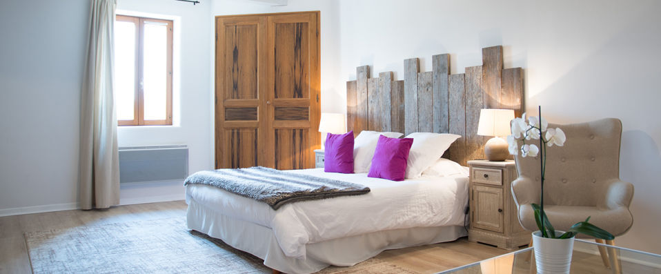La Bastide des Bourguets - Wonderfully tranquil stay surrounded by lavender fields and mountains. - Provence, France