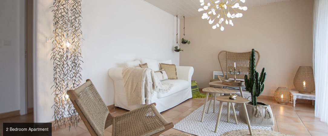 La Bastide des Bourguets - Wonderfully tranquil stay surrounded by lavender fields and mountains. - Provence, France