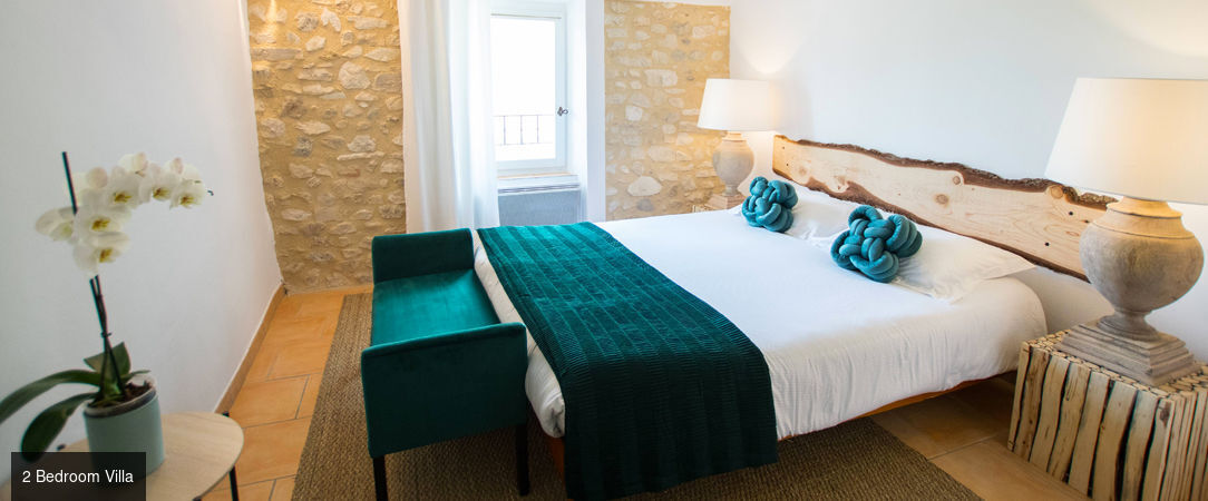 La Bastide des Bourguets - Wonderfully tranquil stay surrounded by lavender fields and mountains. - Provence, France