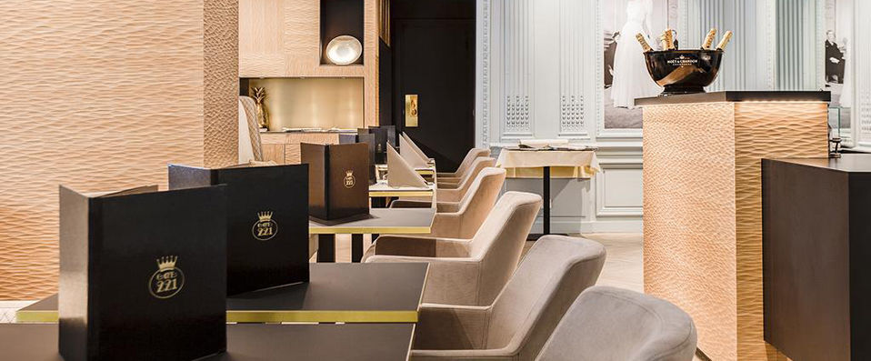 Hotel Royal Saint Honoré Paris Louvre ★★★★ - An exceptional escape to the heart of historic Paris. - Paris, France