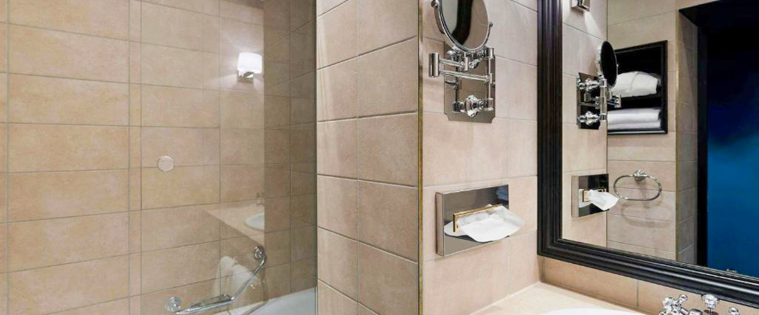 Hôtel Rotary Genève - MGallery Hotel Collection ★★★★SUP - An exceptional getaway to the shores of Lake Geneva. - Geneva, Switzerland