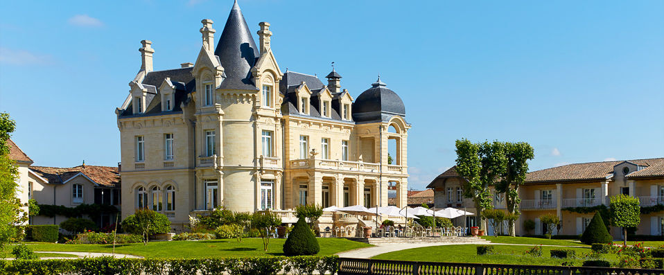Château Hôtel Grand Barrail ★★★★★ - <font color="#a4374a">VeryExtra:</font>five-star stay + visite to a Saint-Emilion Grand Cru Classified winery - Saint-Émilion, France